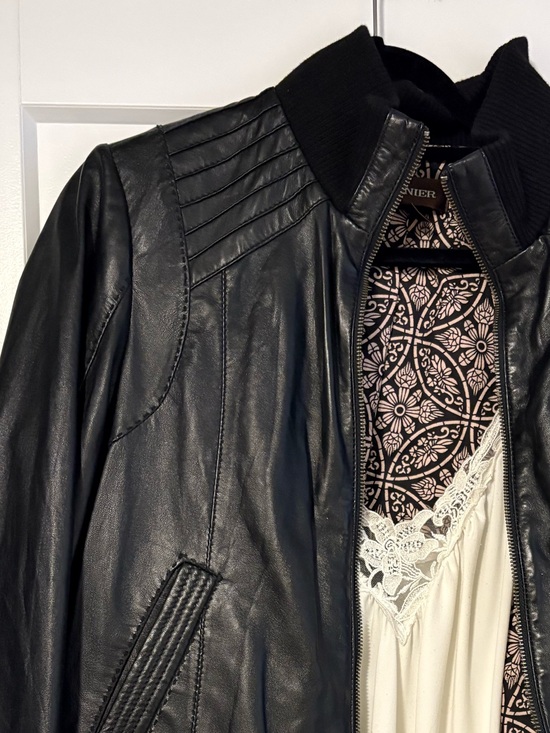 Danier Jackets & Blazers - Danier Black Women's Bomber/Moto Leather Jacket